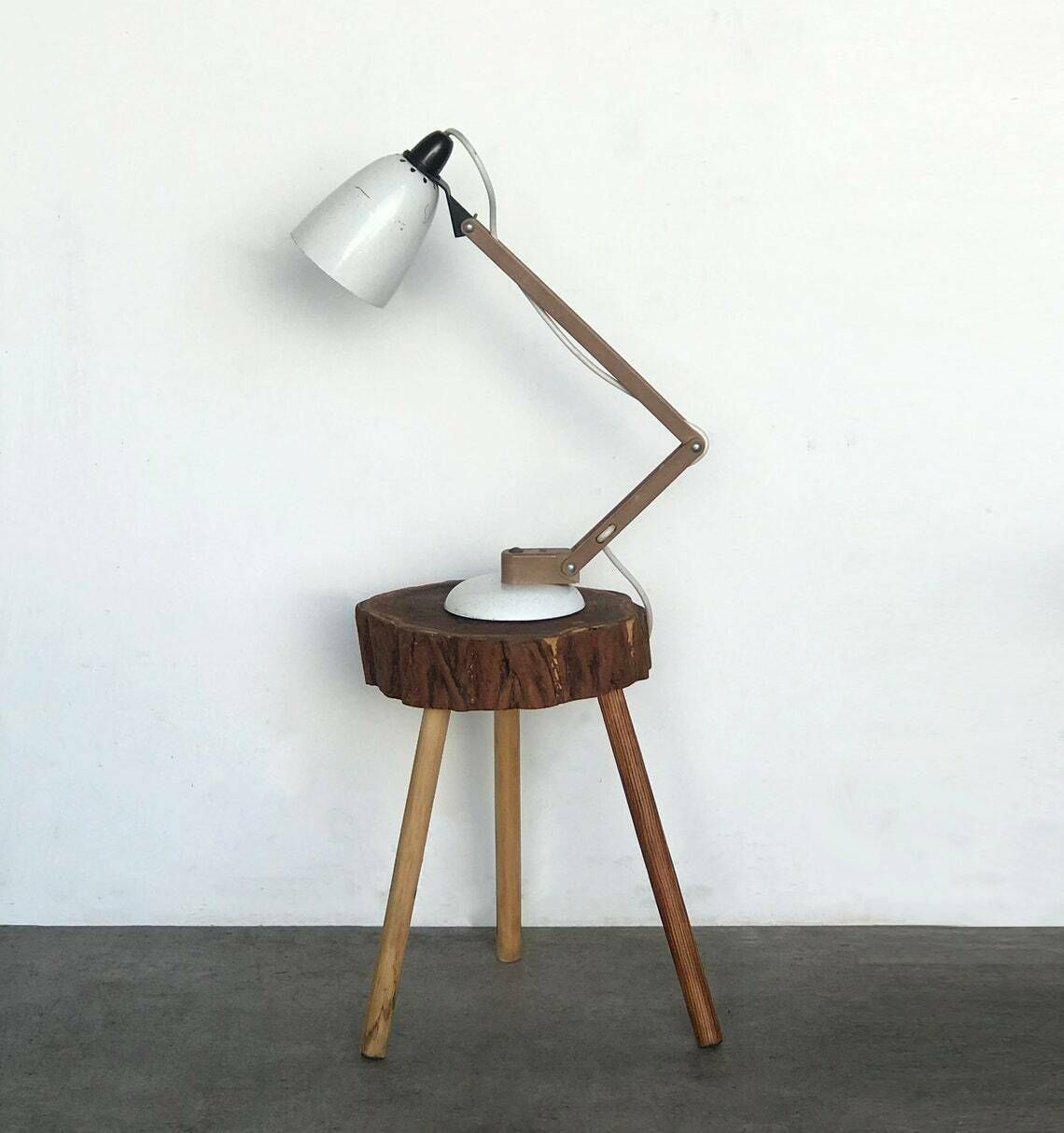 Original Vintage Retro Mid Century Wooden Yew Tree Slice Coffee Table / Side Table / Plant Stand George Nakashima Influence photo furniture