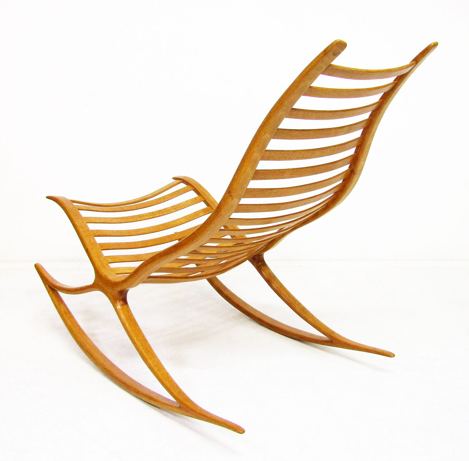 Sculptural 1960s Wishbone Rocking Chair In Oak By Robin Williams photo 4500.0