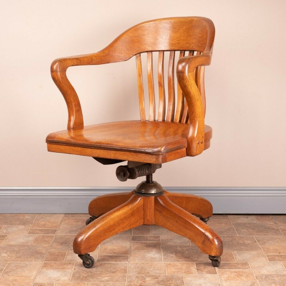645.0 Oak Revolving Office Desk Chair photo