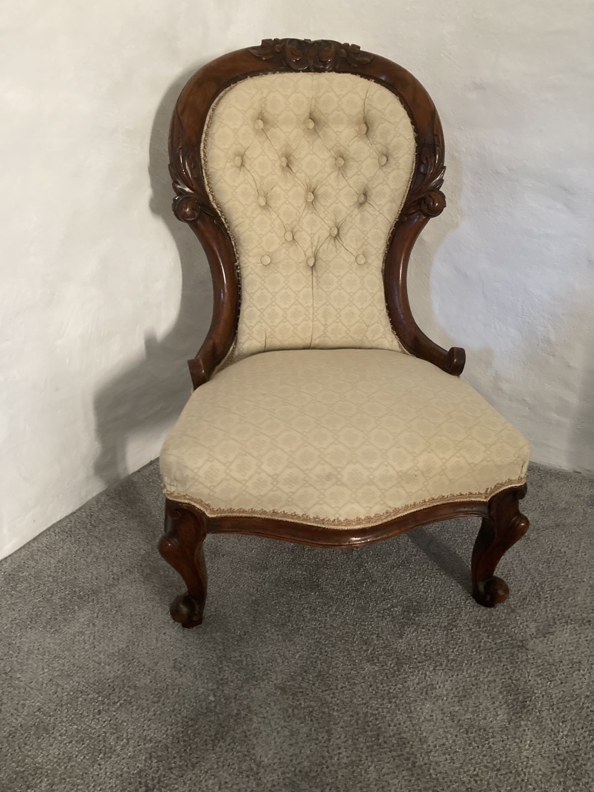 Victorian Buttoned Back Nursing Chair