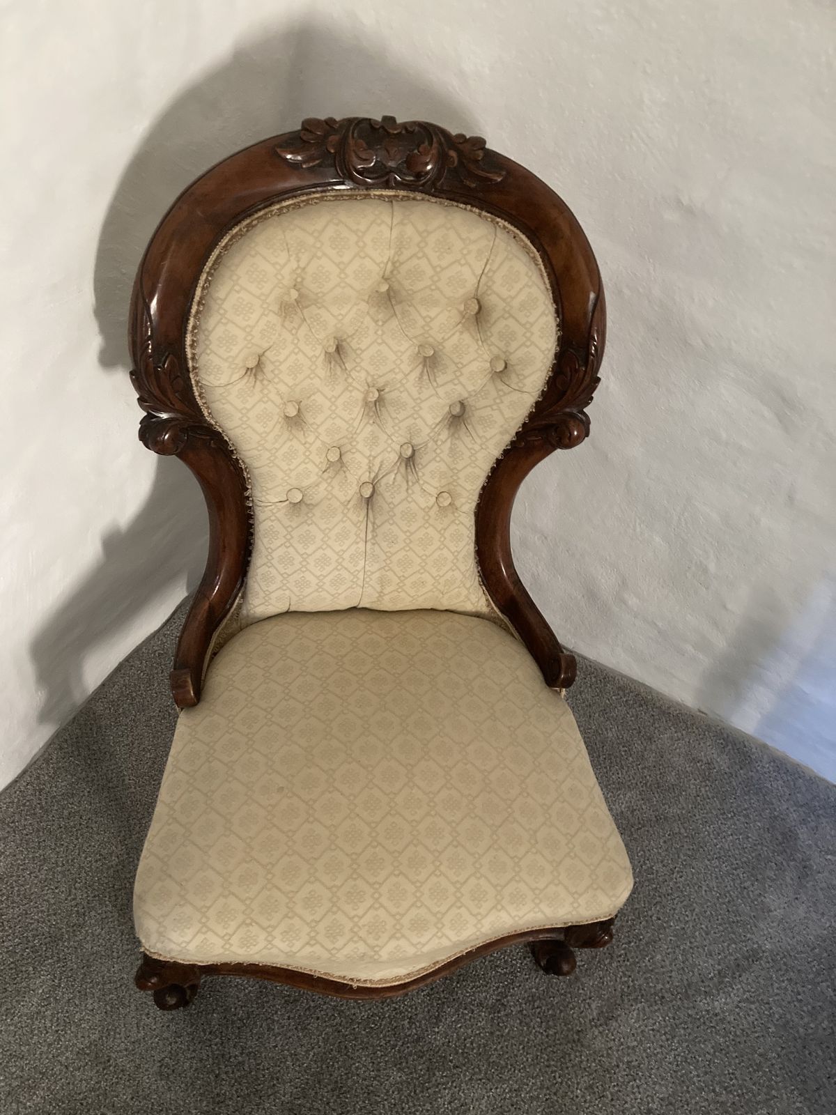 Victorian Buttoned Back Nursing Chair photo furniture