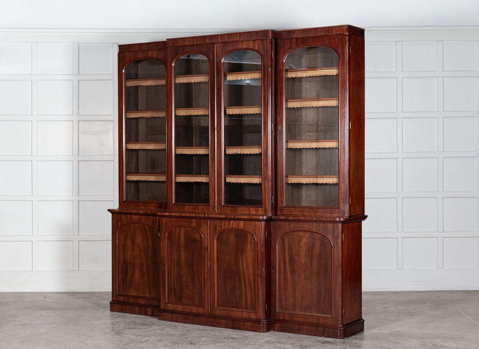 Large 19thc English Mahogany Glazed Breakfront Bookcase photo 8913.0