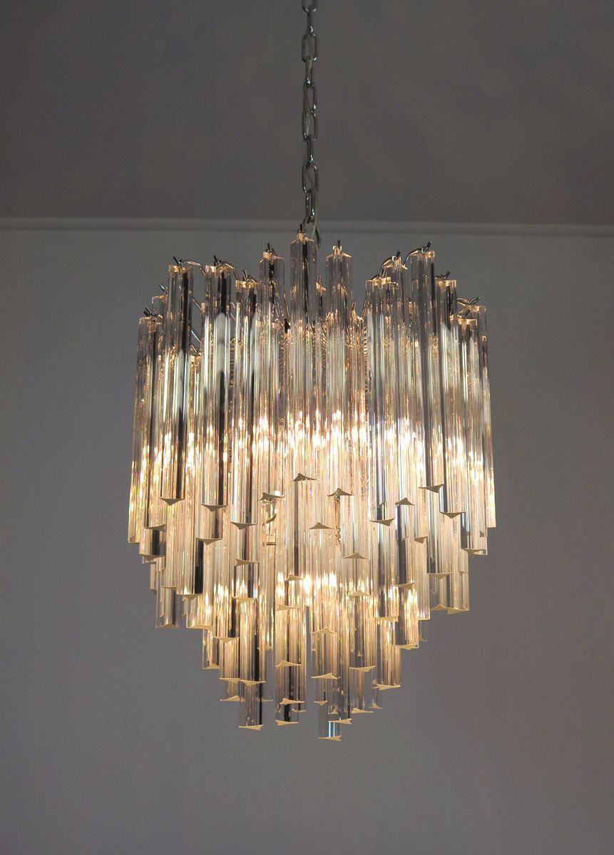 photo for sale Vintage Murano Chandelier – 92 Trasparent Prism Triedri