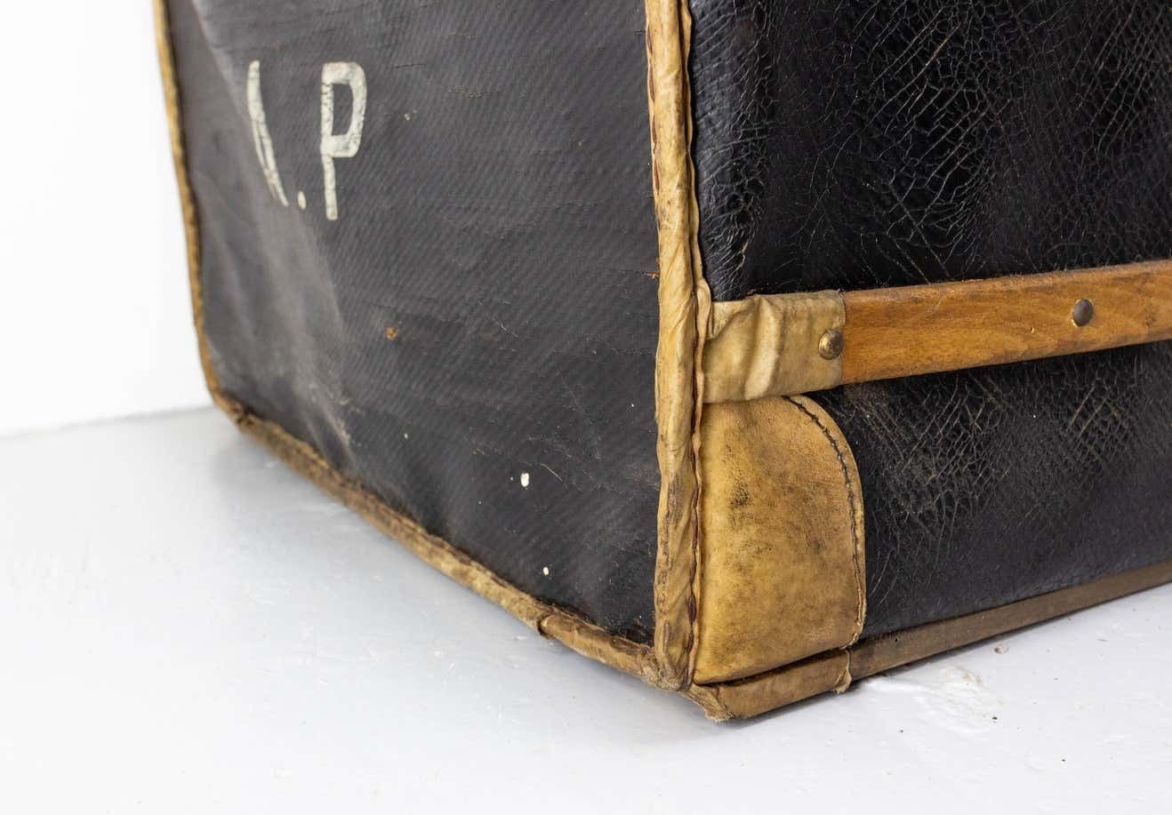 photo vinterior French Leather Trunk With Original Train Labels Paris To Chantilly, Late 19th C