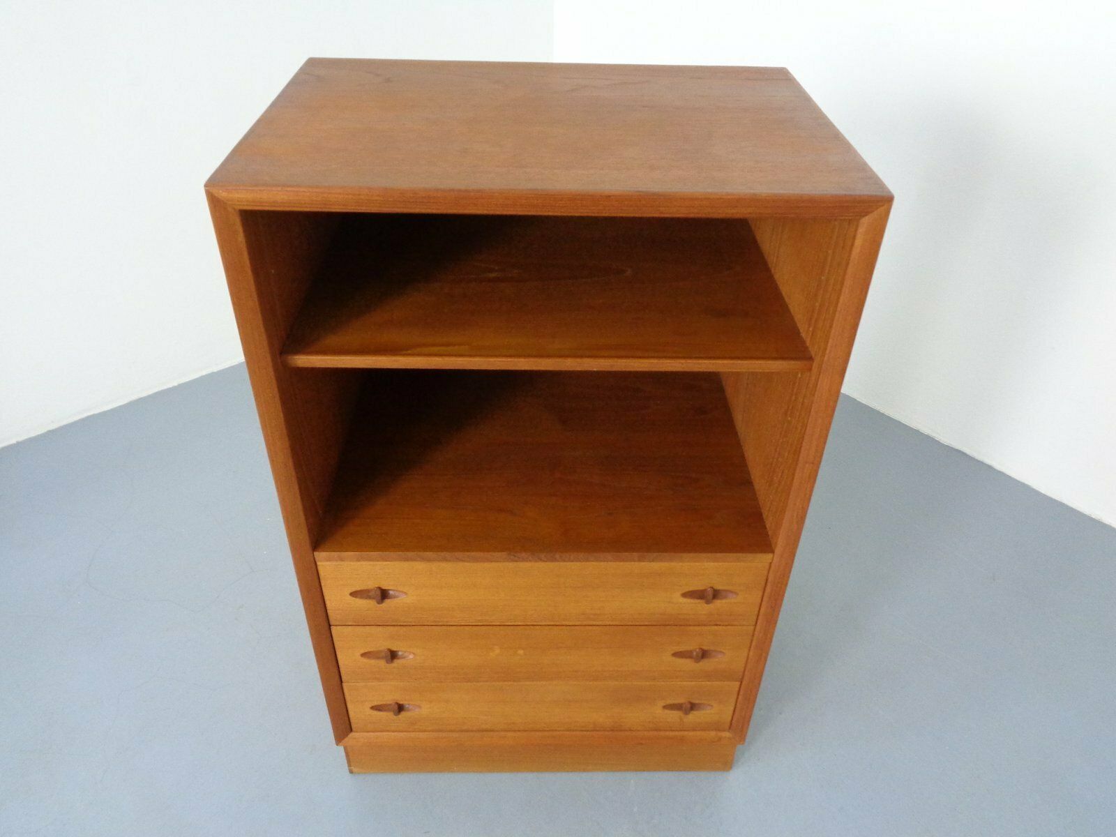 Teak Chest Of Drawers By H. W. Klein For Bramin, 1960s photo buy