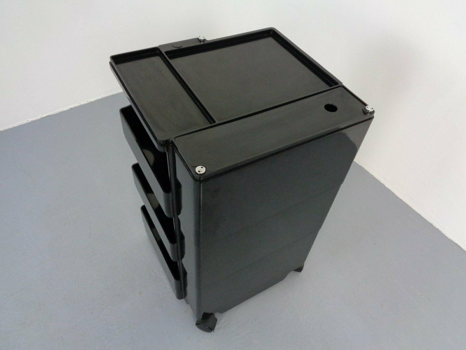Black Boby Trolley By Joe Colombo For Bieffeplast, Italy, 1960s photo vinterior