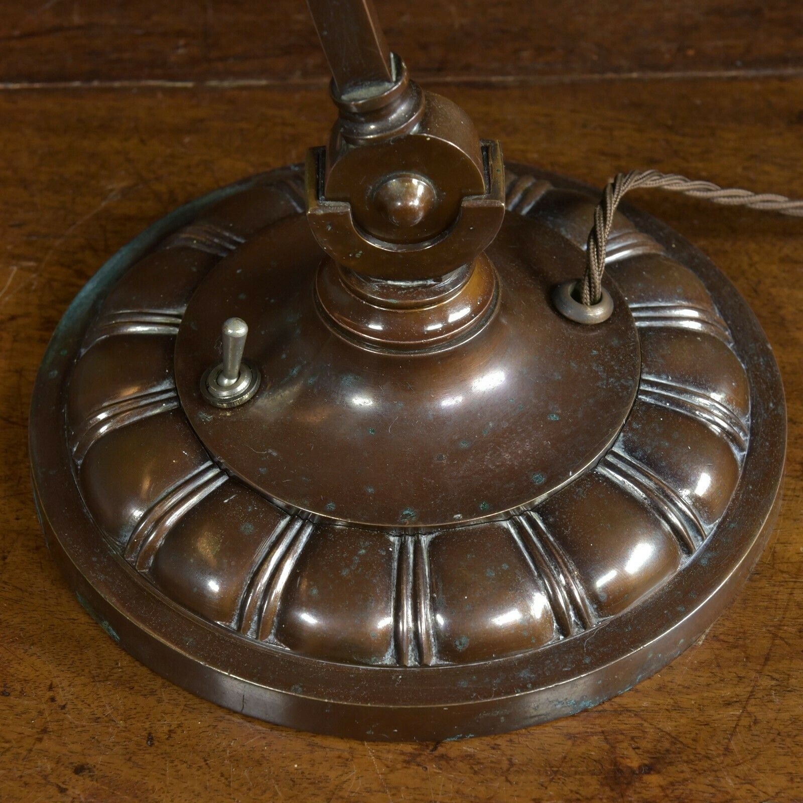 Lobed Base Bronzed Bankers Lamp photo Lighting