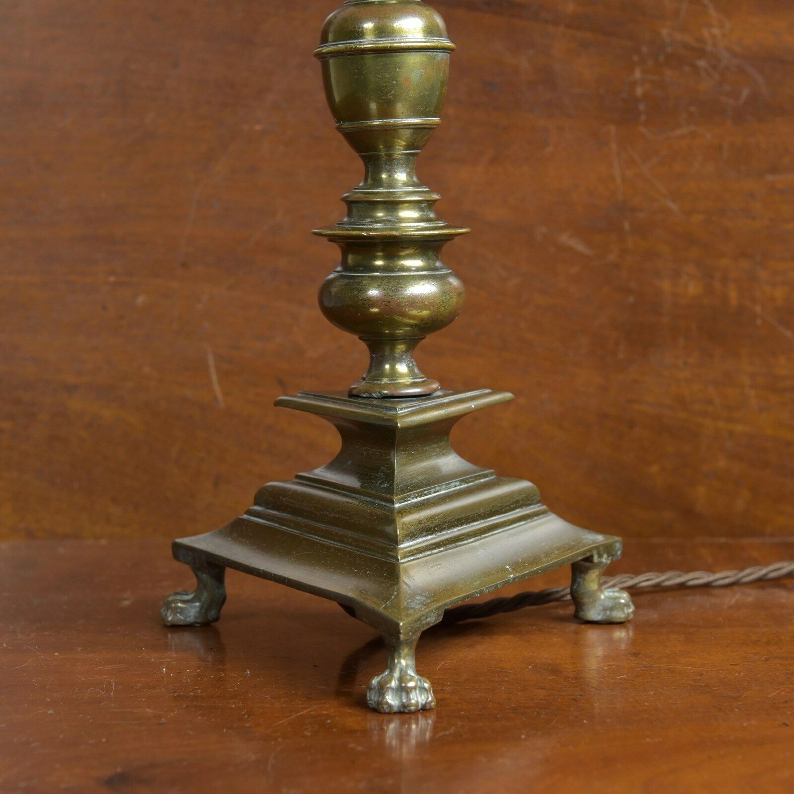 Antique Paw Footed Brass Lamp, Early 20th Century photo 443.0