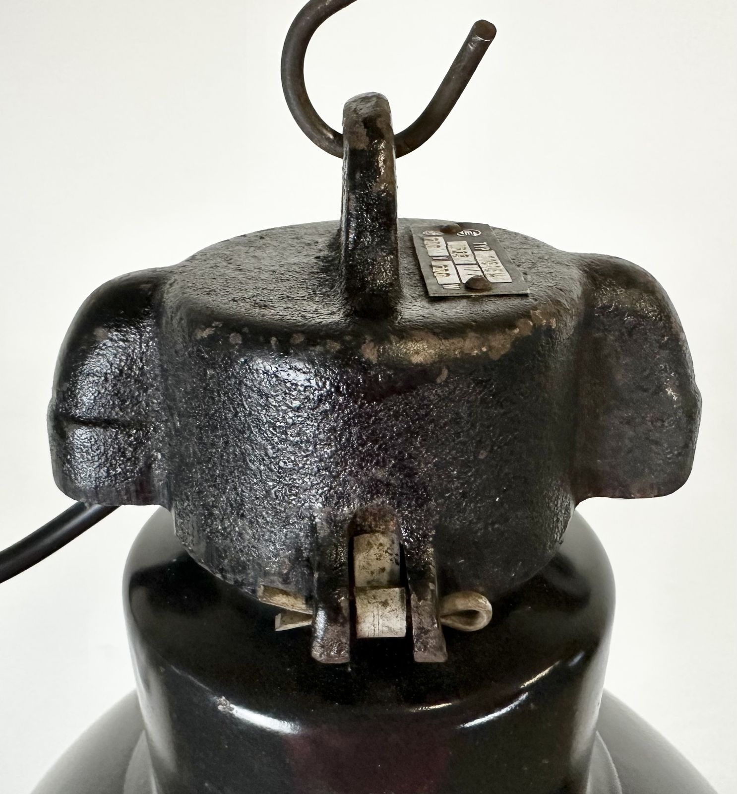 Bauhaus Black Enamel Factory Pendant Lamp, 1930s, 6x photo vinterior