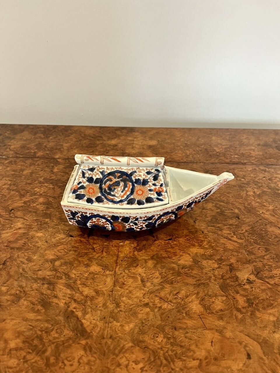 Unusual Antique Japanese Imari Quality Boat Shaped Dish photo for sale
