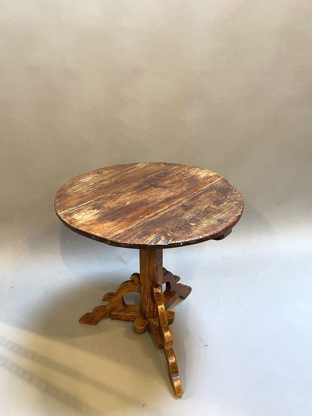 C18th Rustic Pine Pedestle Table