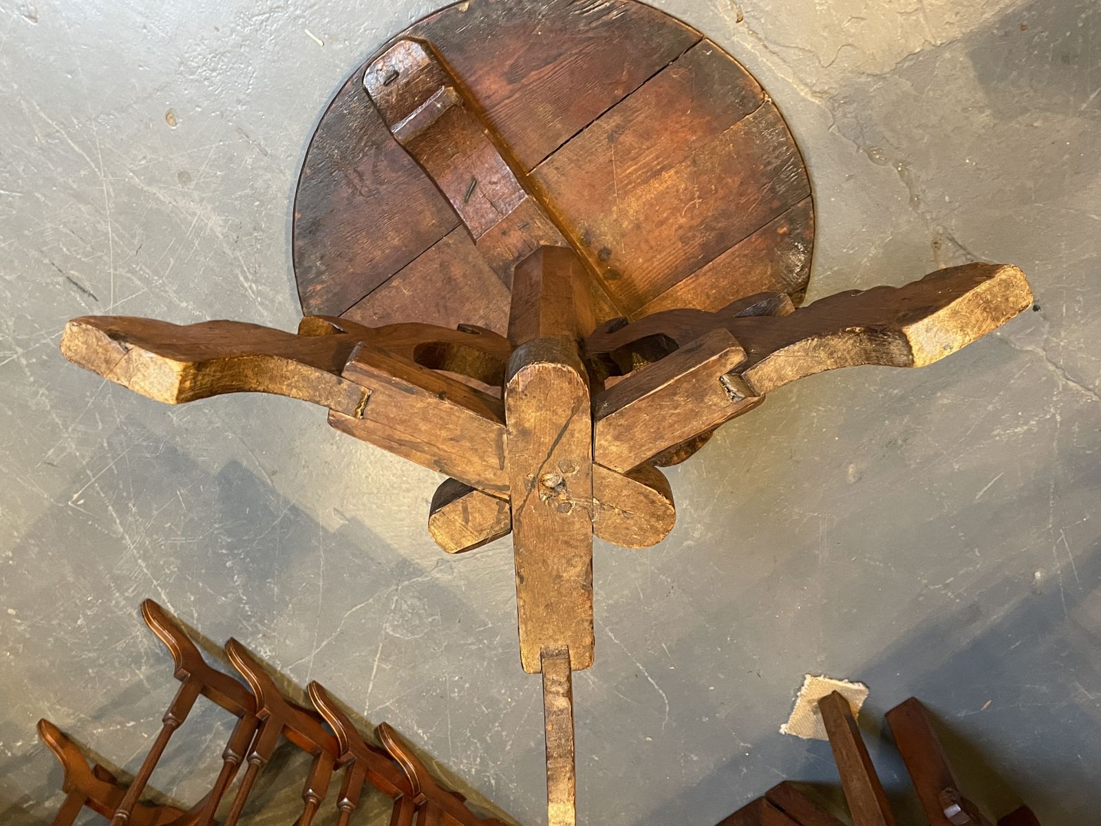 C18th Rustic Pine Pedestle Table photo buy