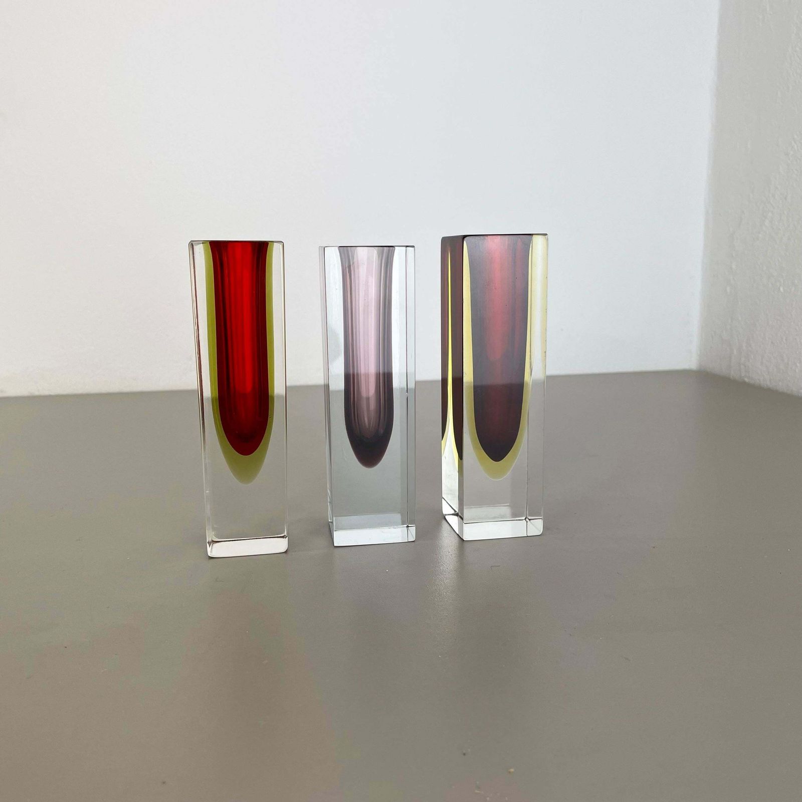 Rare Set Of 3 Multicolour Faceted Murano Glass Sommerso Cube Vases, Italy, 1970s