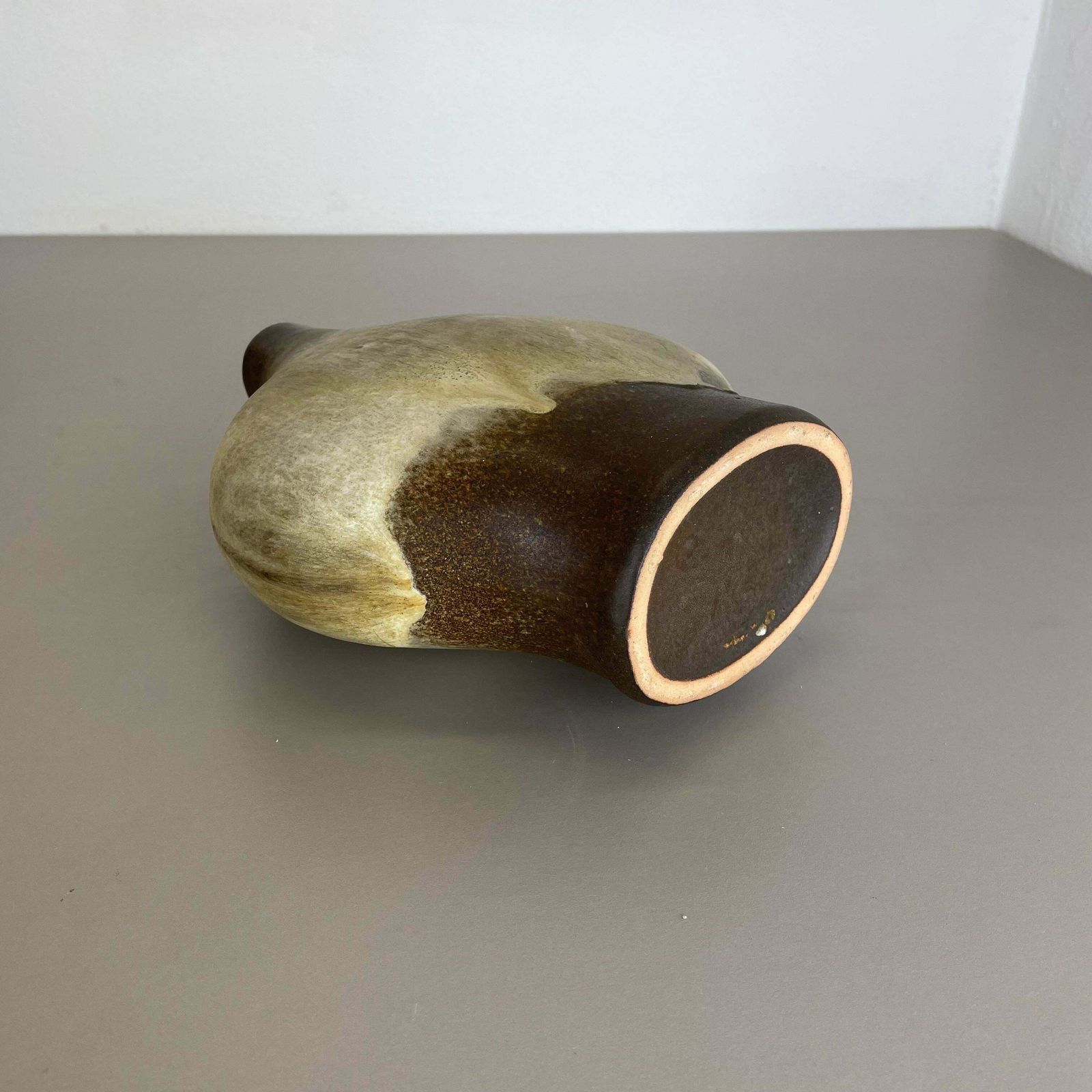 photo vintage Fat Lava Ceramic Pottery Vase Gerda Heukeroth Carstens Tönnieshof Germany, 1970s