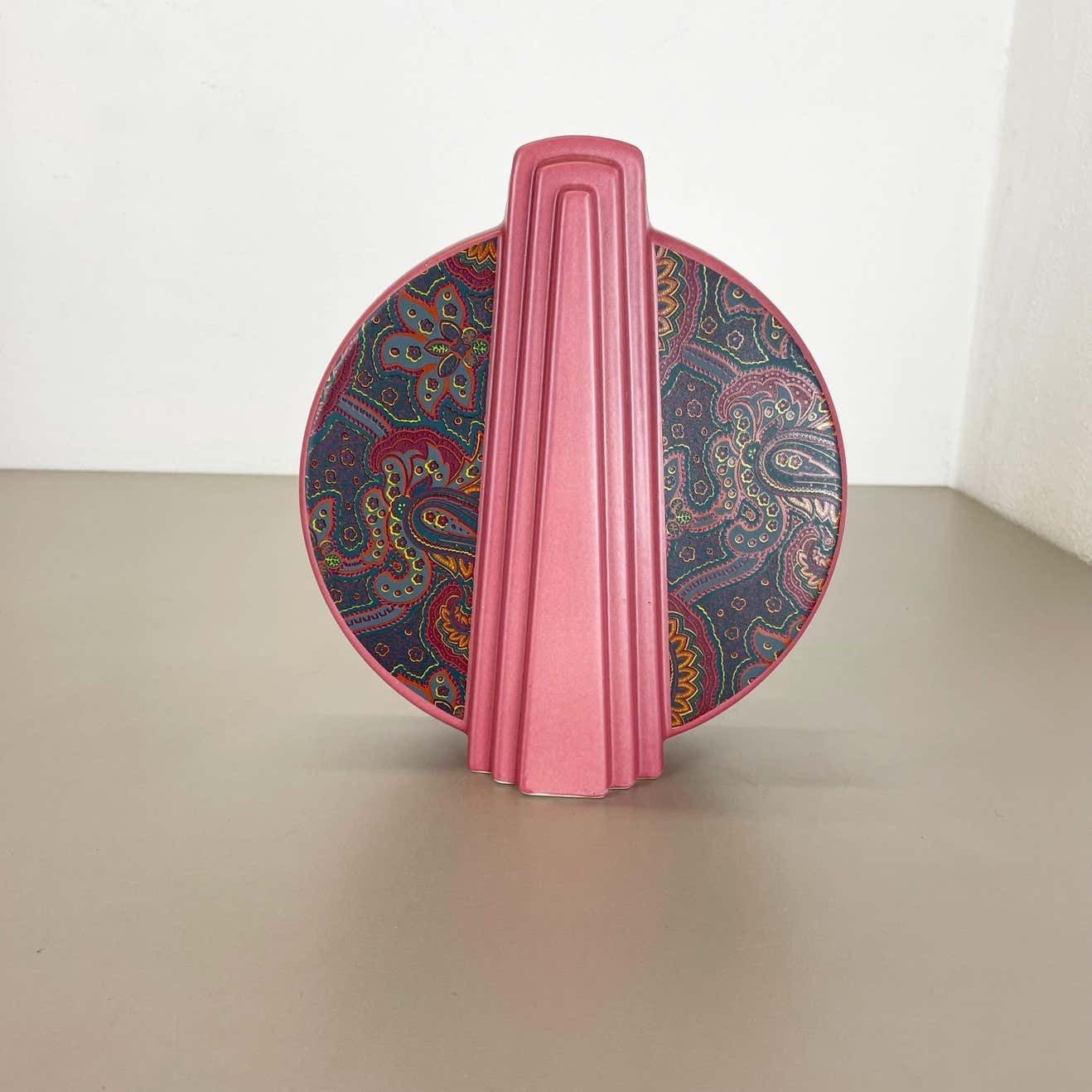 Super Rare Memphis Style Fat Lava Op Art Pottery Vase Bay Ceramics Germany 1980 photo furniture