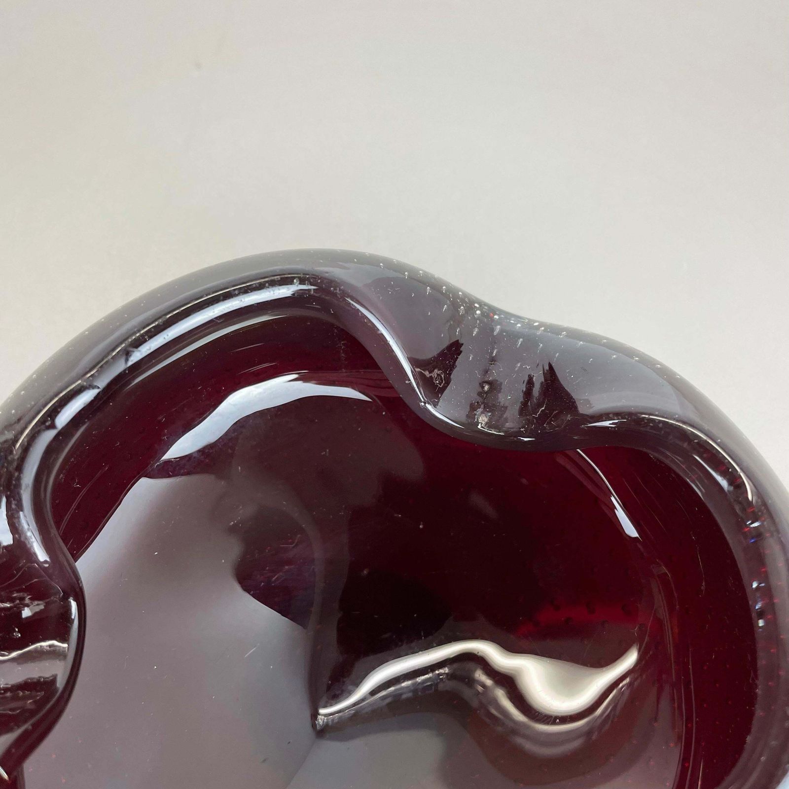 photo furniture Red Murano Glass Bowl Shells Ashtray Element By Venini Italy 1970s No 1
