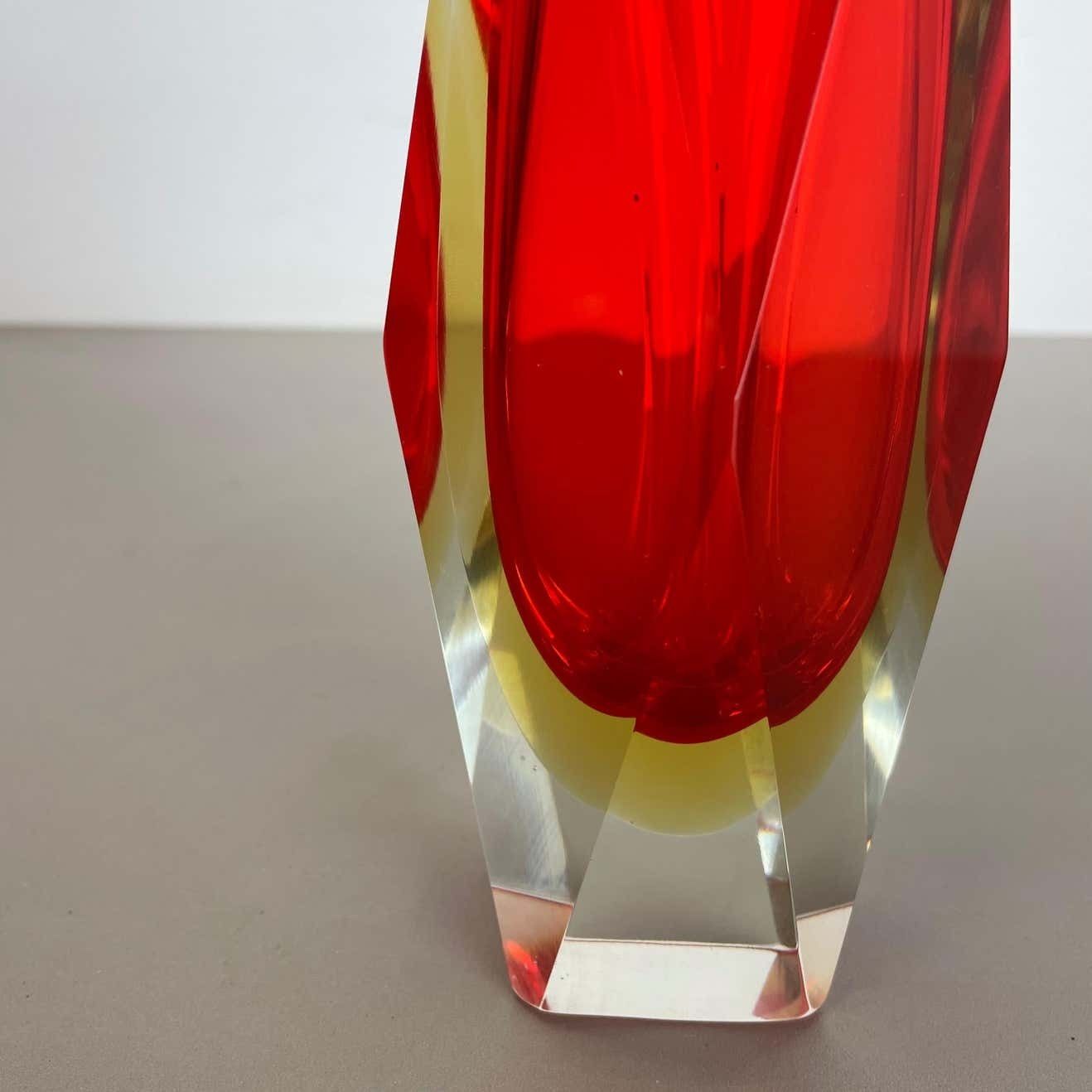 Large Red Murano Glass Sommerso Vase By Flavio Poli Attributed, Italy 1970s photo vinterior