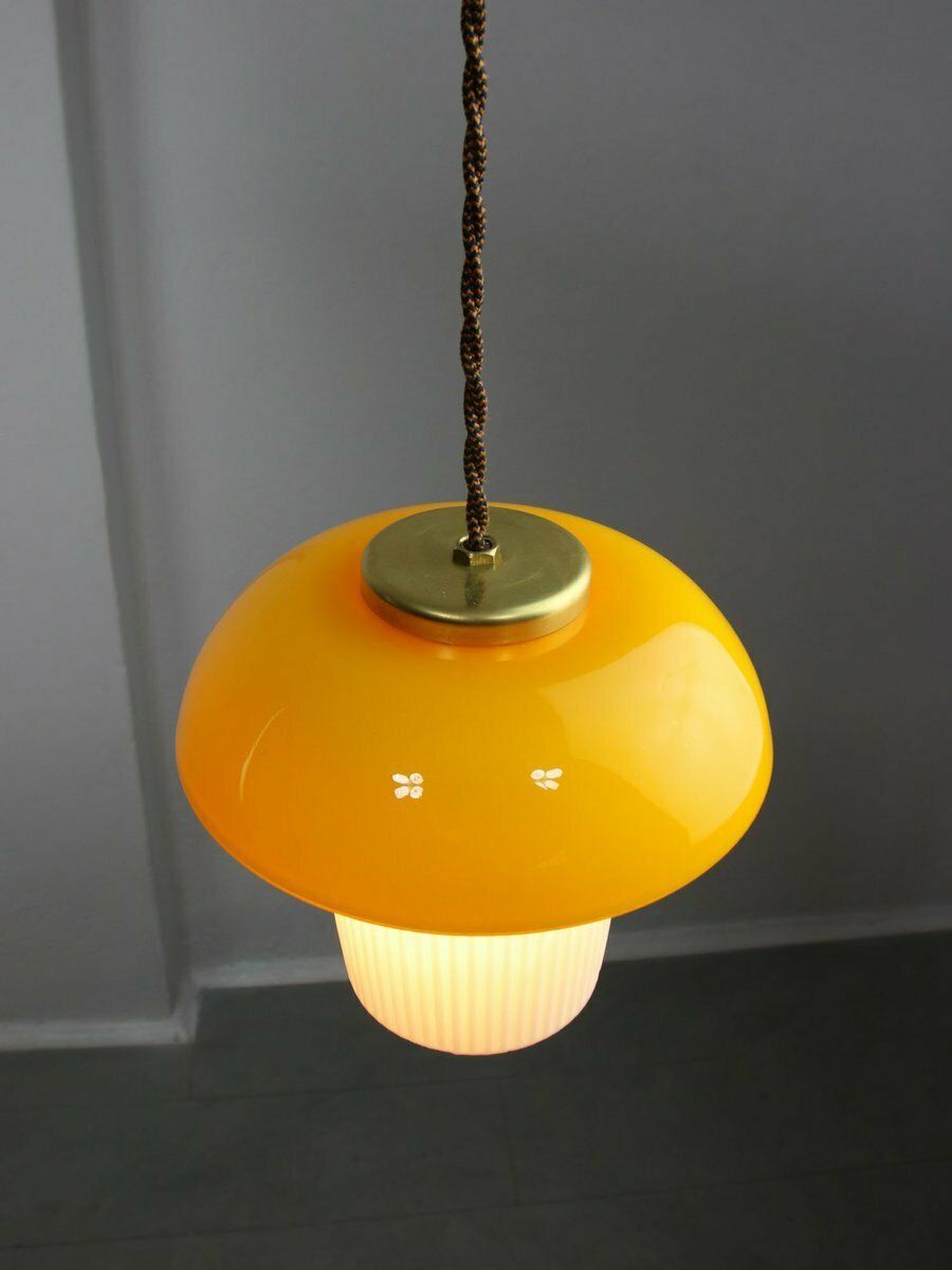 photo furniture Mid Century Mushroom Pendant Lamp In Yellow Glass And Brass