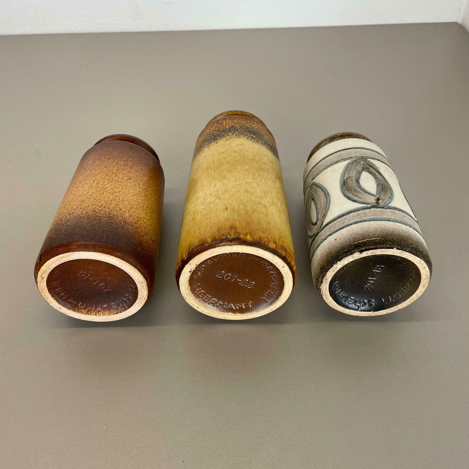photo vintage Set Of Three Pottery Fat Lava Vases "Multi Colour" By Scheurich, Germany, 1970s