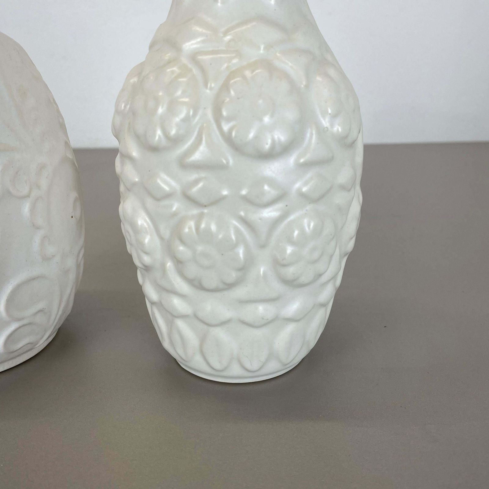 Home Decor Set Of 2 White Floral Fat Lava Op Art Pottery Vase Made Bay Ceramics, Germany photo