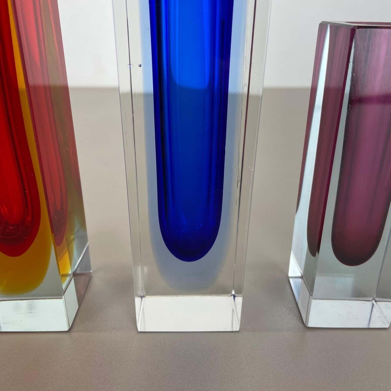 Rare Set Of 3 Multicolor Faceted Murano Glass Sommerso Cube Vases, Italy, 1970s photo vintage