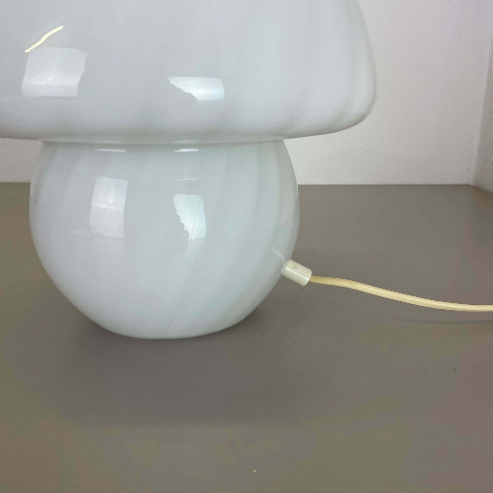"Mushroom" Murano Glass Table Desktop Light Made By Vetri Murano, Italy, 1970s photo vintage