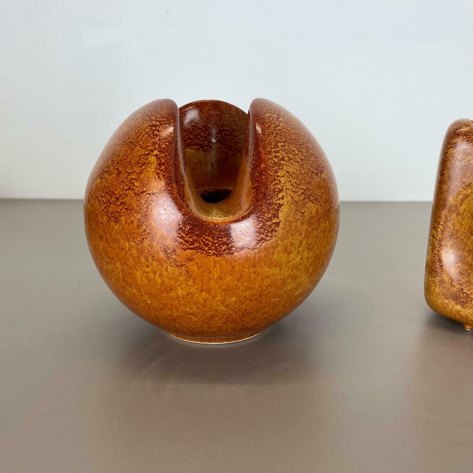 Set Of 2 Ceramic Studio Pottery Vases By Bertoncello Ceramics Italy 1970s photo Home Decor