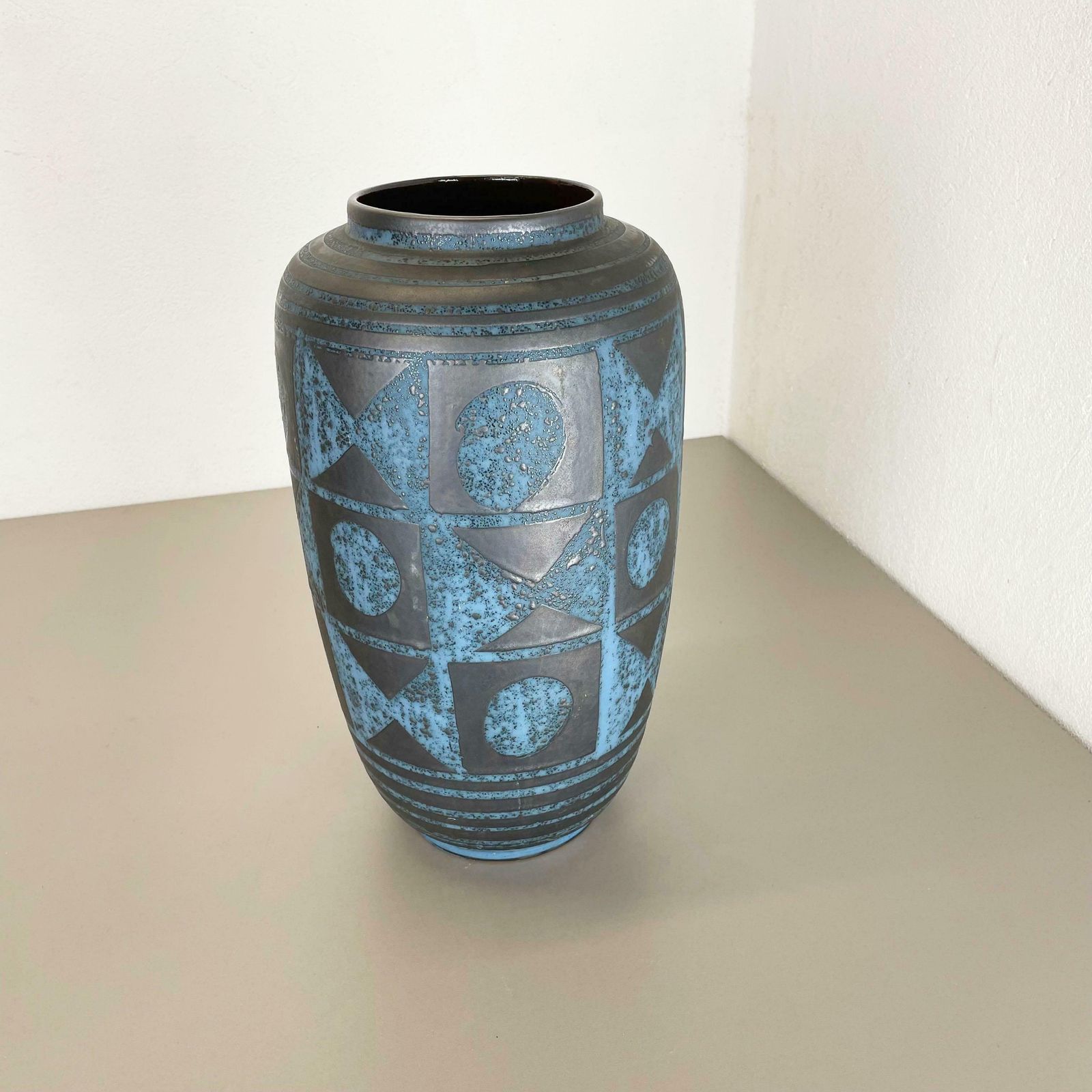Fat Lava Ceramic Ankara Vase By Heinz Siery Carstens Tönnieshof Germany 1960s photo for sale