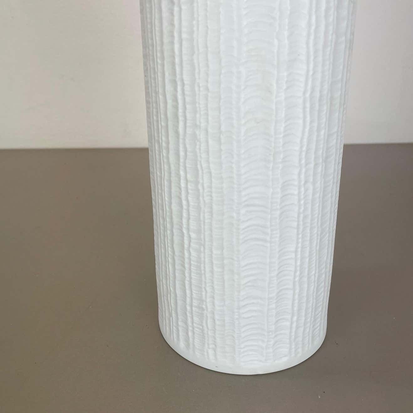 Large 32cm Op Art Vase Vase Heinrich Fuchs For Hutschenreuther, Germany, 1970s photo vinterior