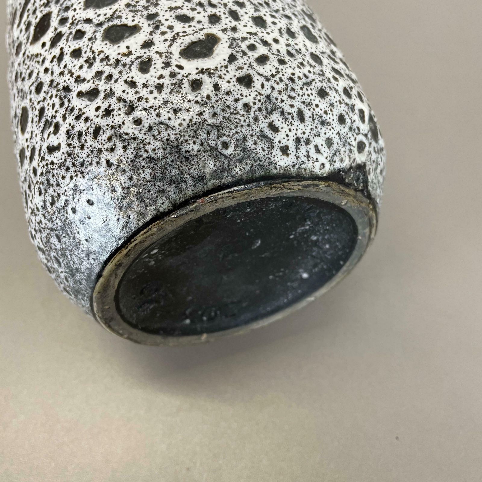 photo vinterior Pottery Super White Colour Fat Lava Multi Colour Vase Scheurich Germany Wgp 1970