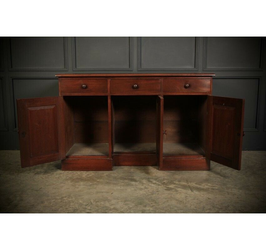 Early Victorian Mahogany Kneehole Desk photo 877.5