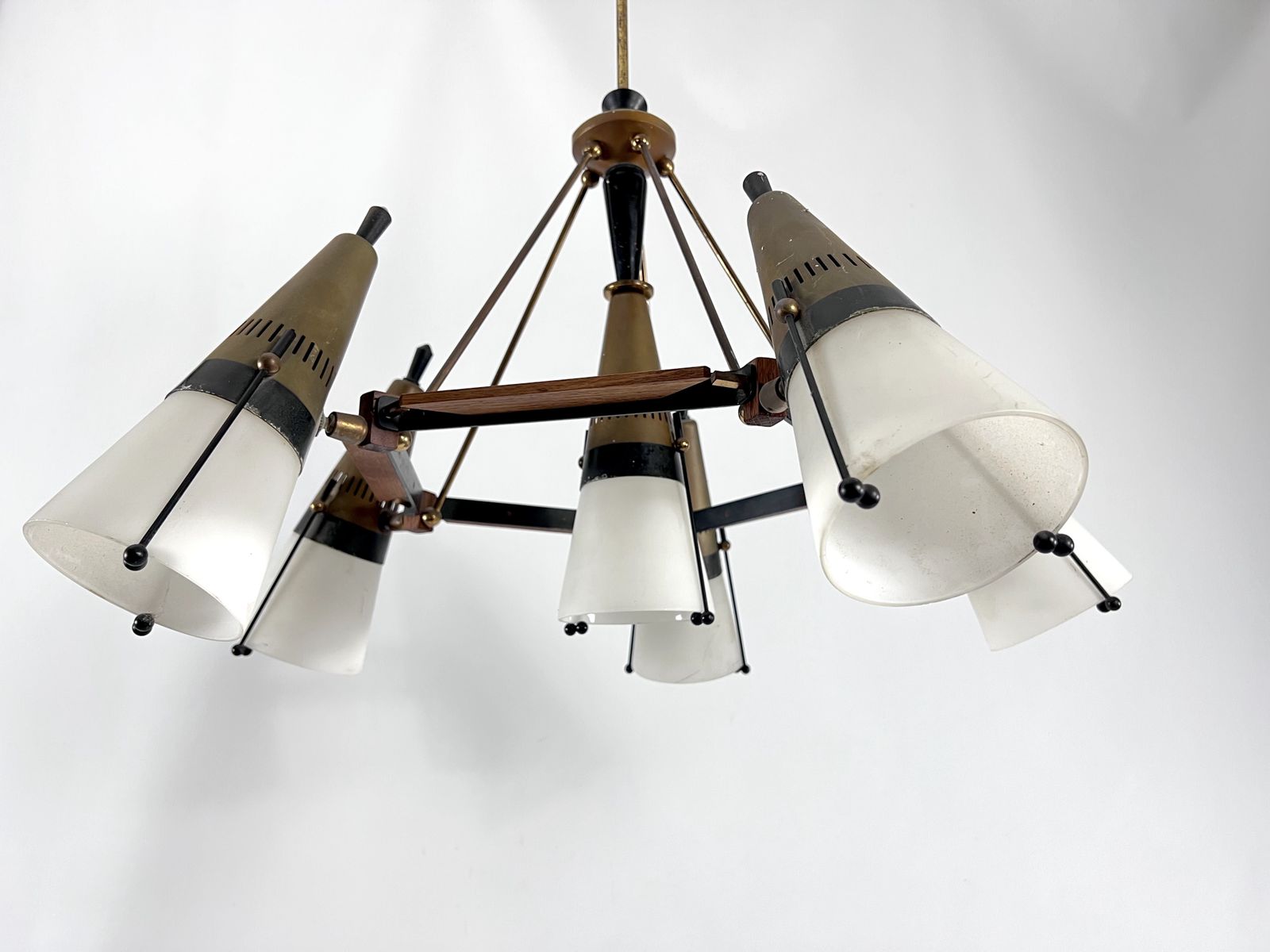 photo vintage Rare Mid Century Modern Sputnik Chandelier By Stilnovo. Italy 1950s