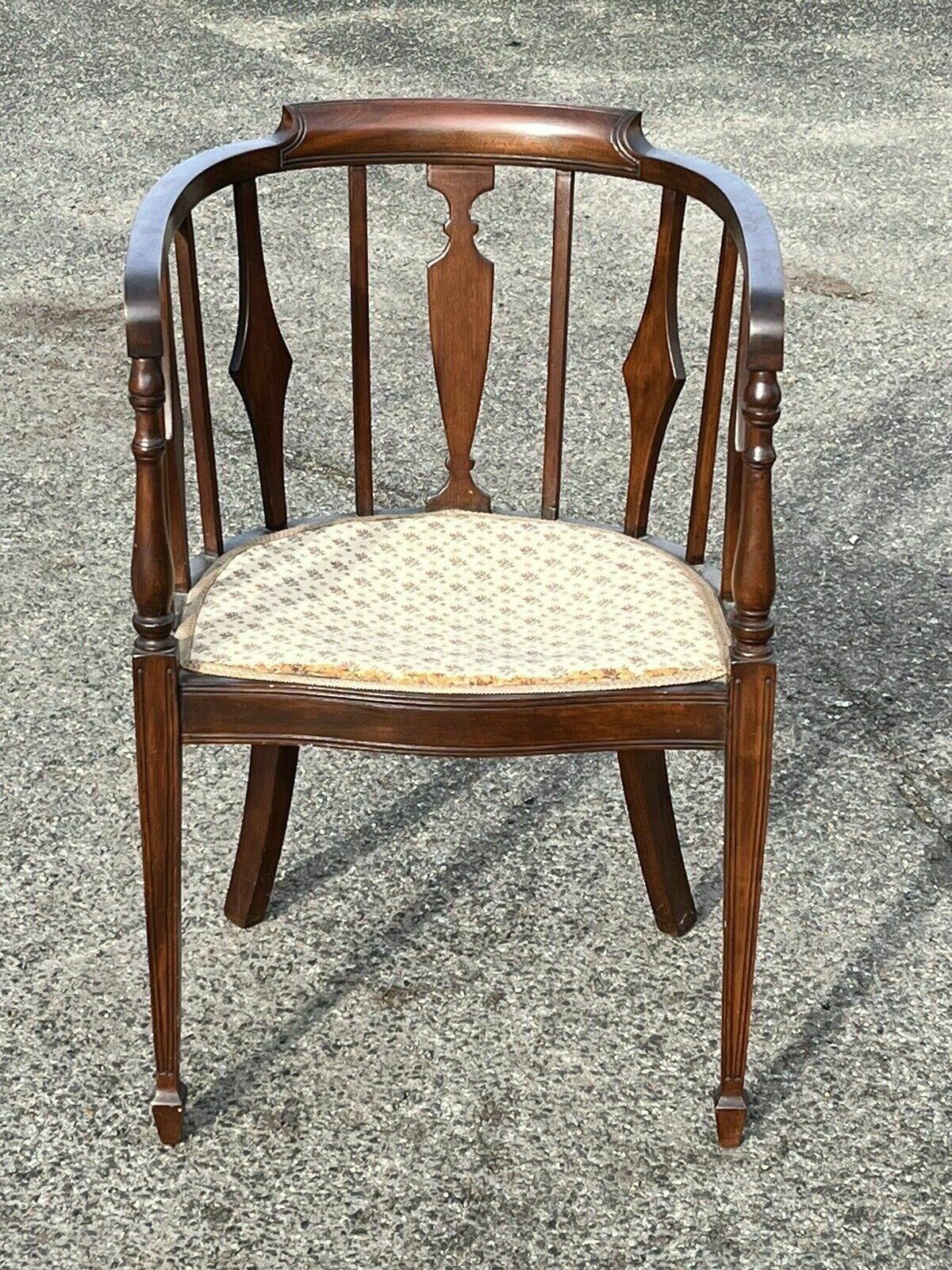 Antique Mahogany Armchair , Superb Quality. photo vinterior