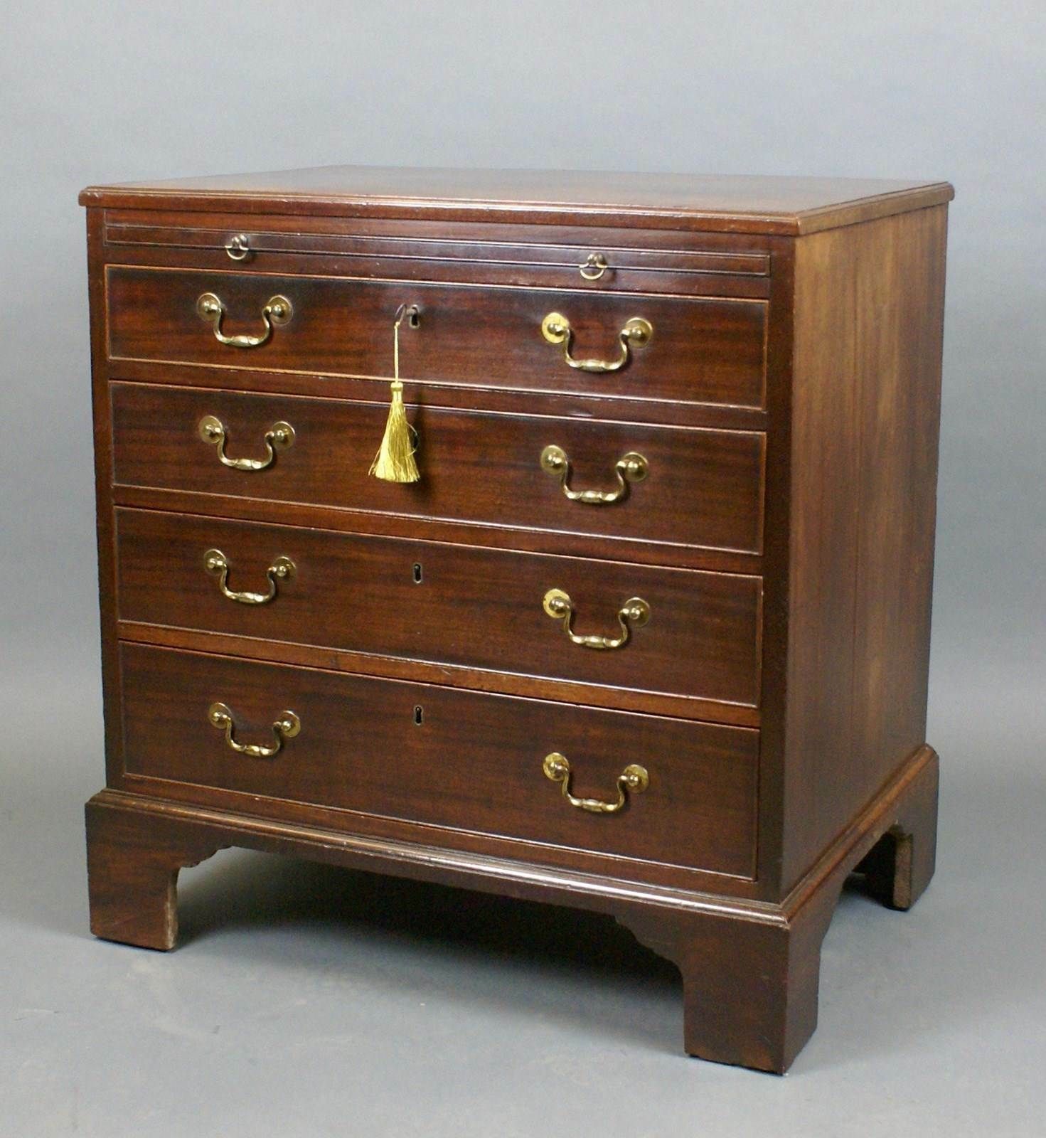 A Very Original George III Mahogany Chest Of Drawers photo Furniture