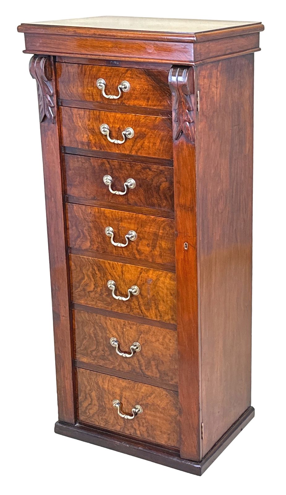 Walnut 19th Century Wellington Chest (England, Circa 1880)
