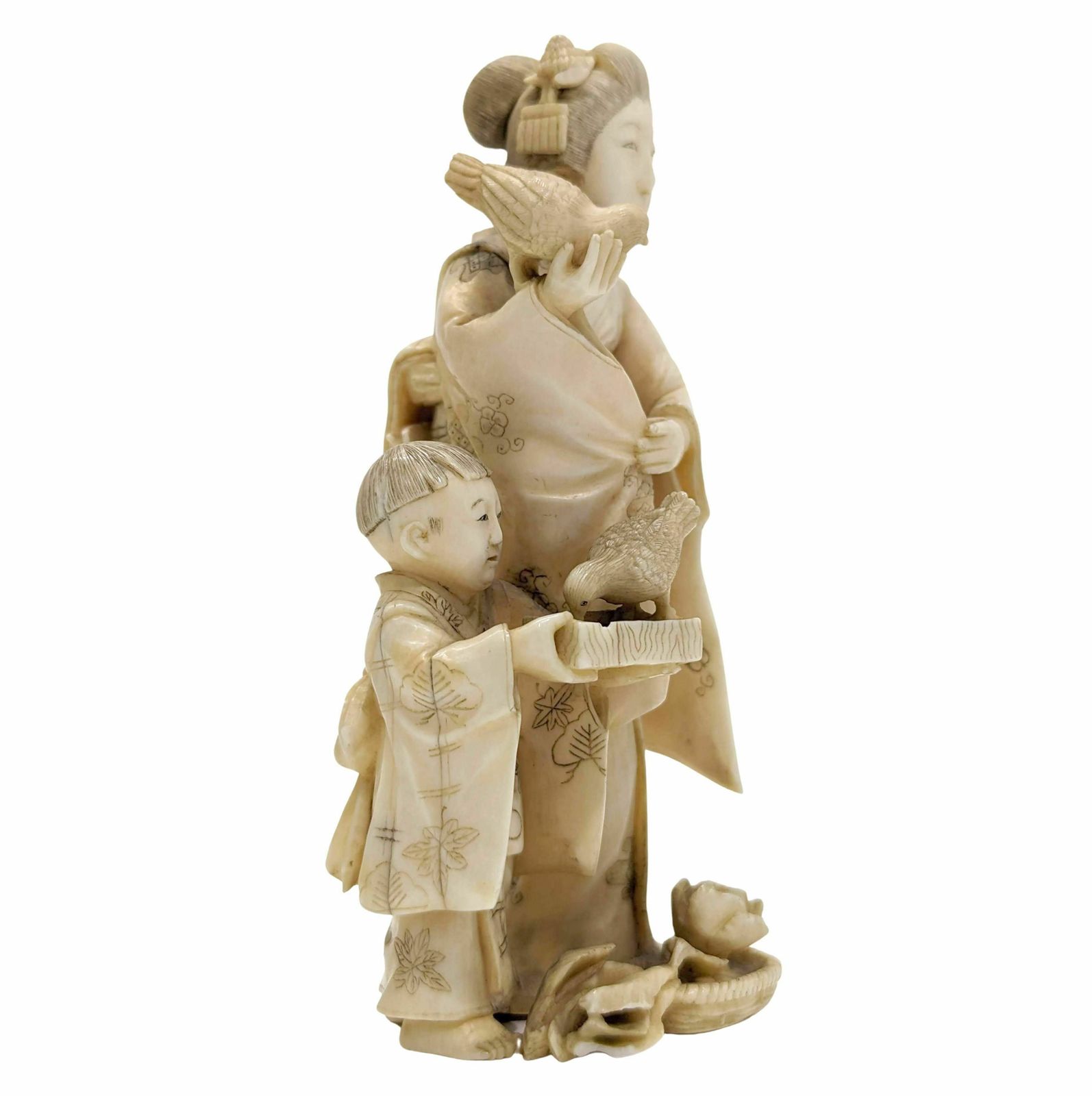 Okimomo In Ivory, Xixth Century The Mother The Son And The Hens photo vintage