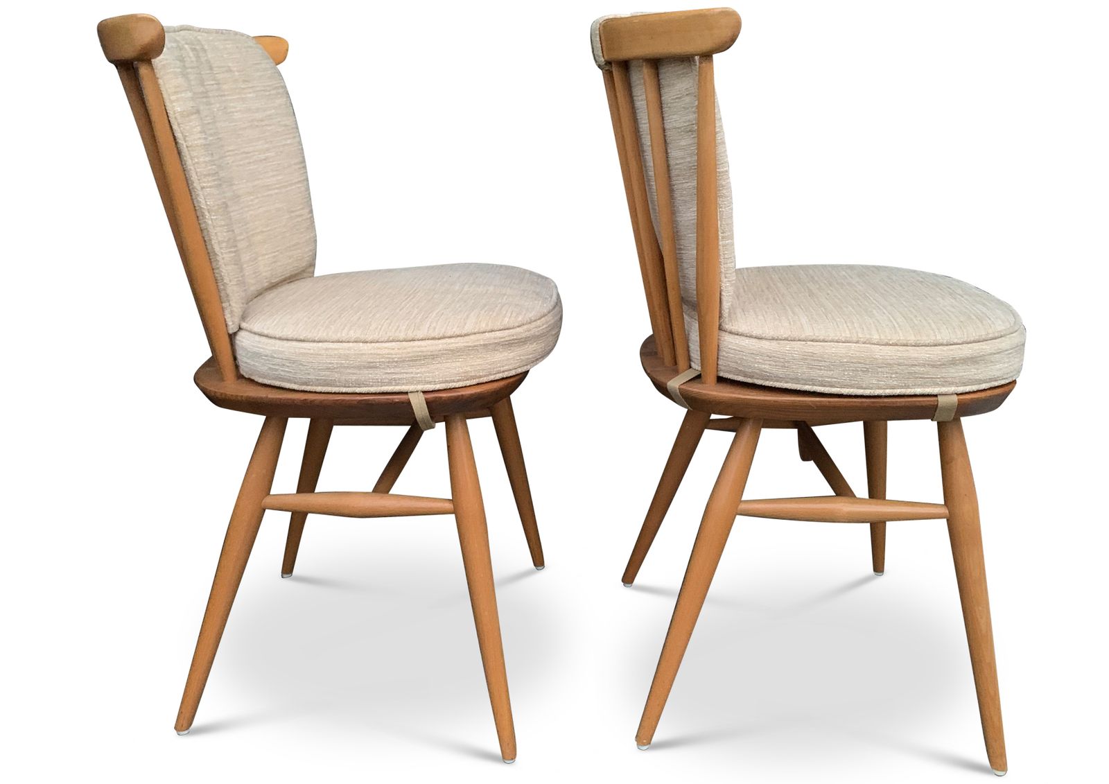 photo furniture Ercol Windsor Bow Top Chair Model 449a Elm & Beech Blonde Wood Dining Chair Circa 1960's Made In England Two Chairs In Stock   Price Per Chair Ol