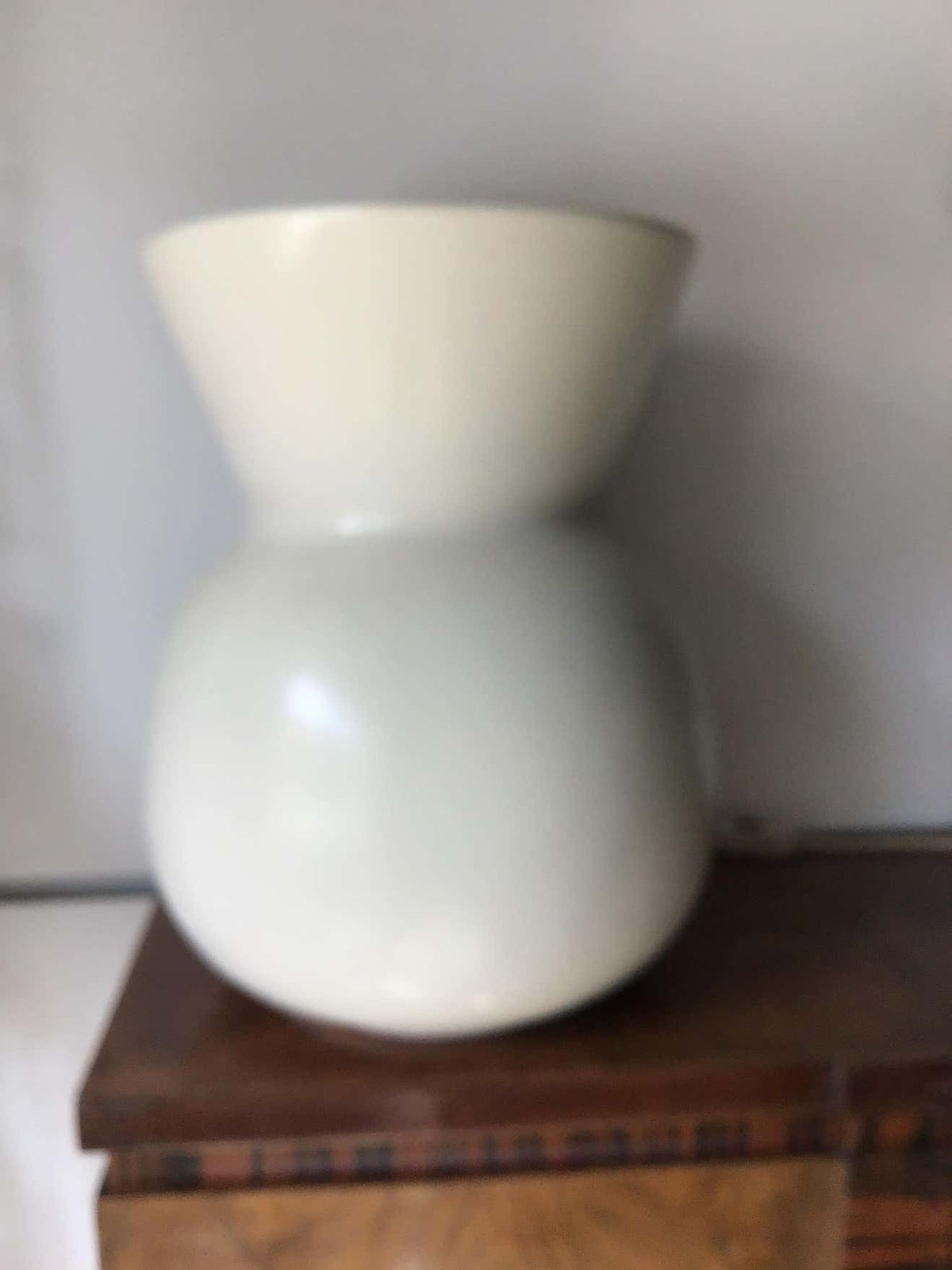 Richard Ginori Giovanni Gariboldi Vase Ceramic 1950 Italy photo vinterior