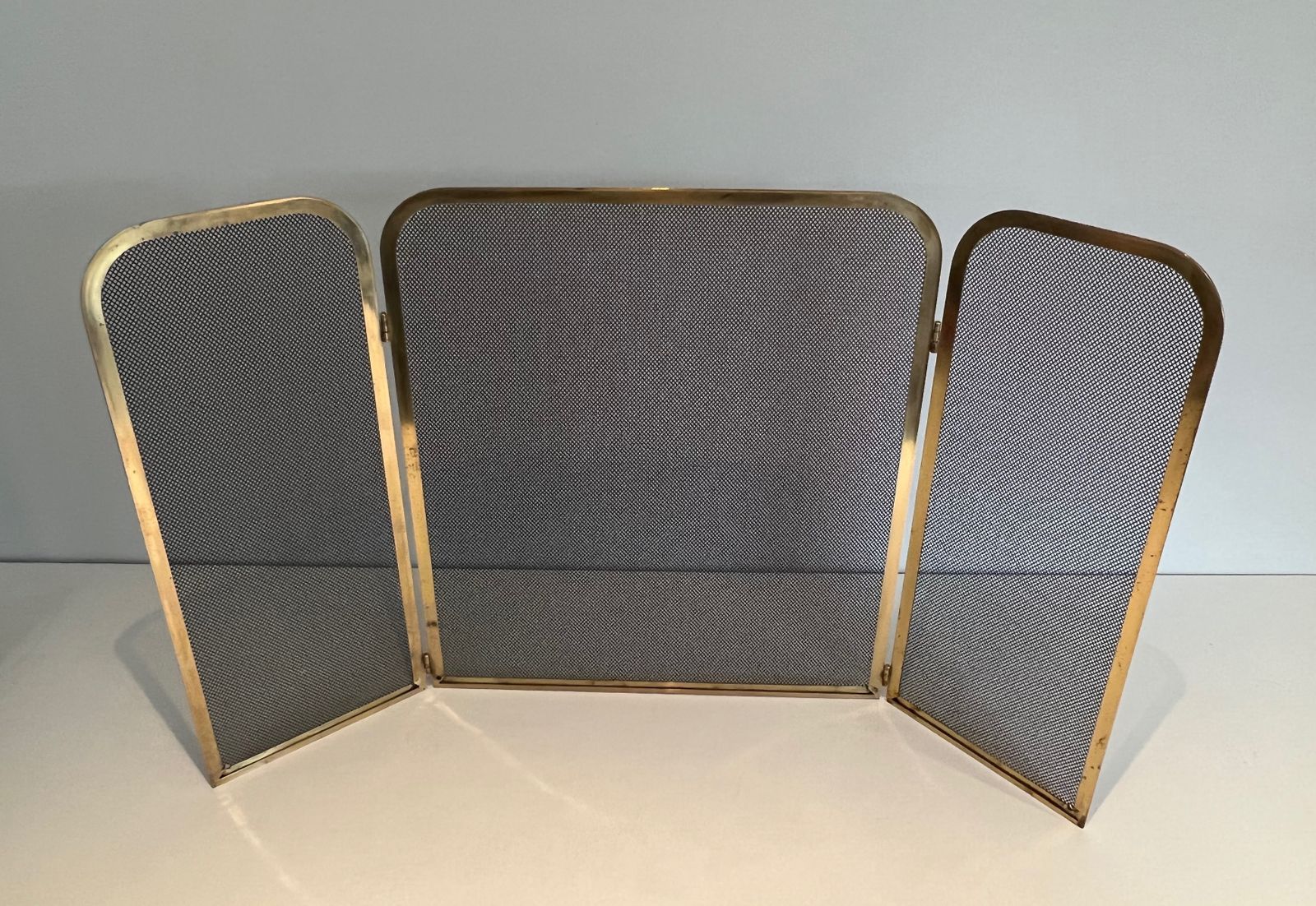 photo buy Brass Fire Screen And Wire Mesh