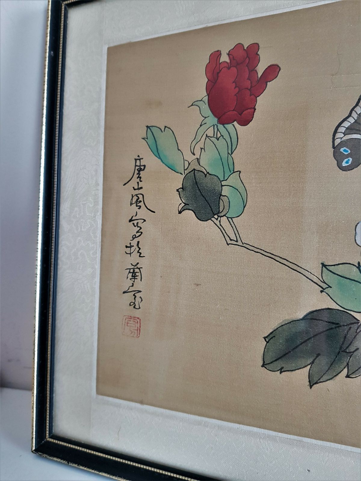 Pair Of Framed Antique Chinese Silk Paintings photo 130.0