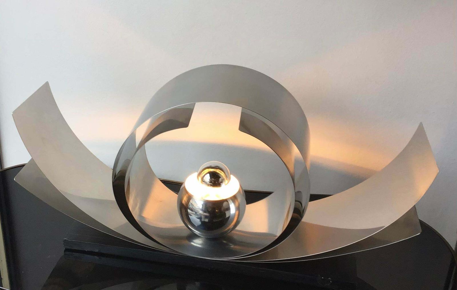 1175.0 Reggiani Table Lamp Metal Crome Wood, 1970, Italy photo