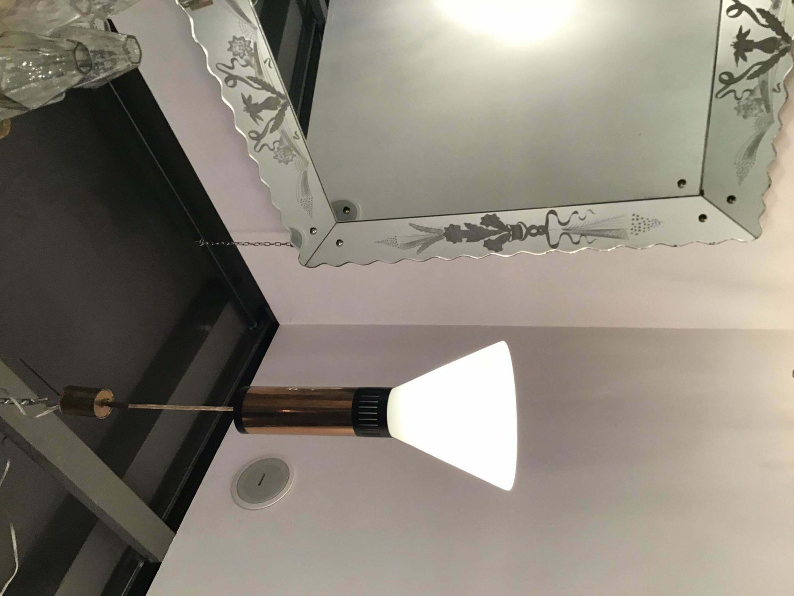 photo vintage Stilnovo Chandelier Brass Opaline Glass 1950 Italy