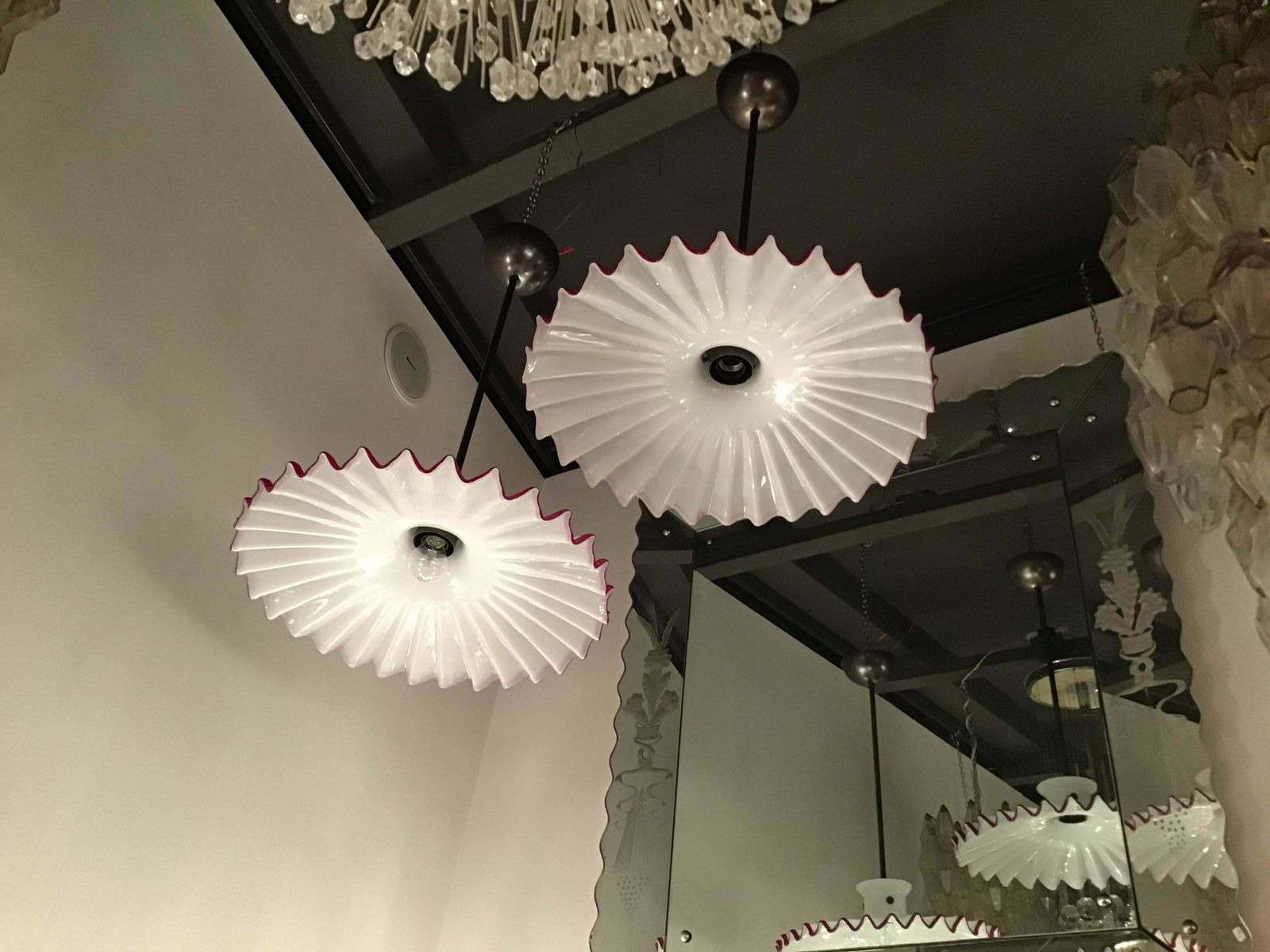 photo vinterior Venini “Toni Zuccheri" Couple Chandelier Murano Glass Brass, 1960, Italy