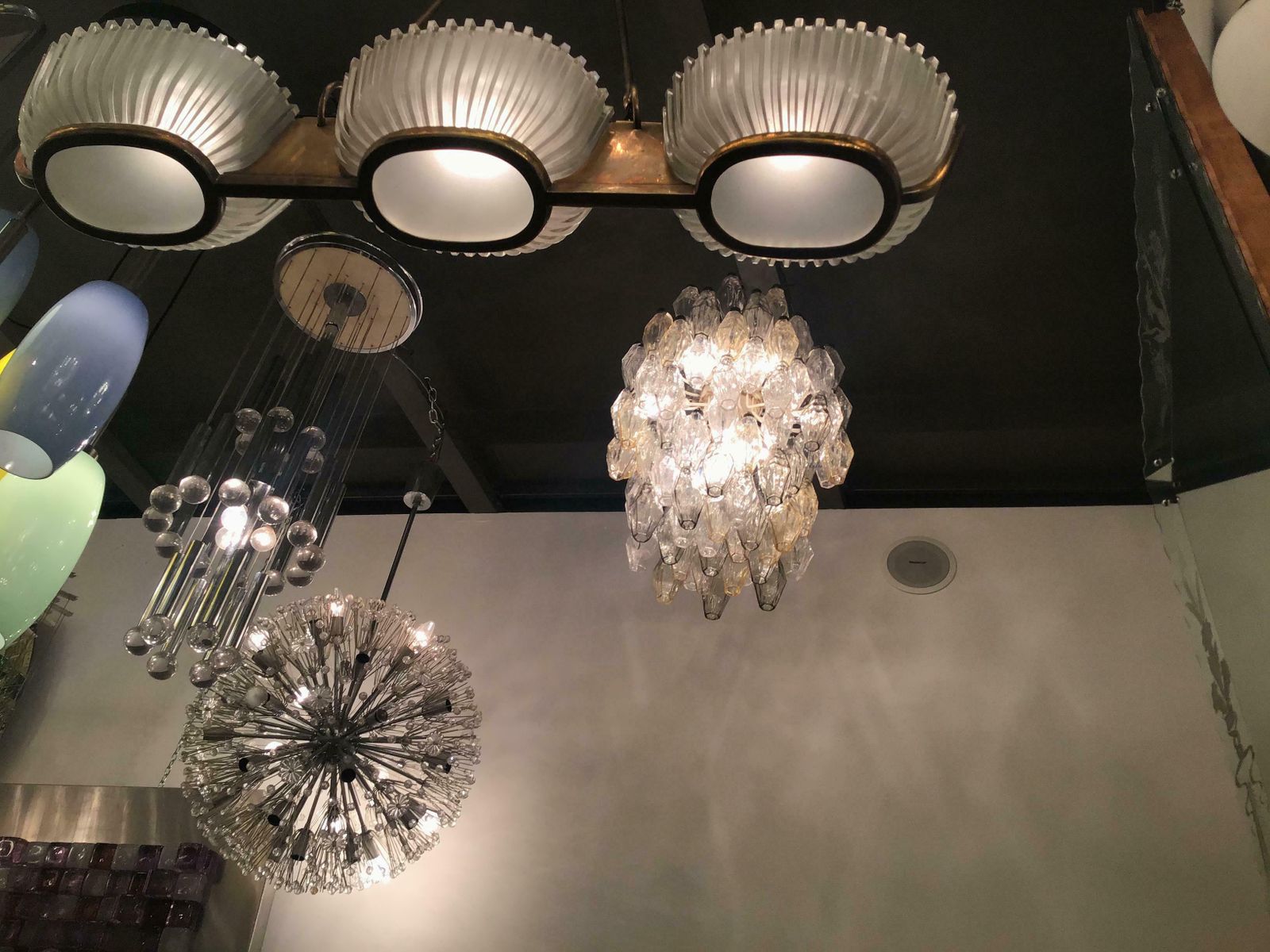 photo vintage Venini “Carlo Scarpa “ Poliedri. Chandelier Brass Murano Glass Iron 1955 Italy