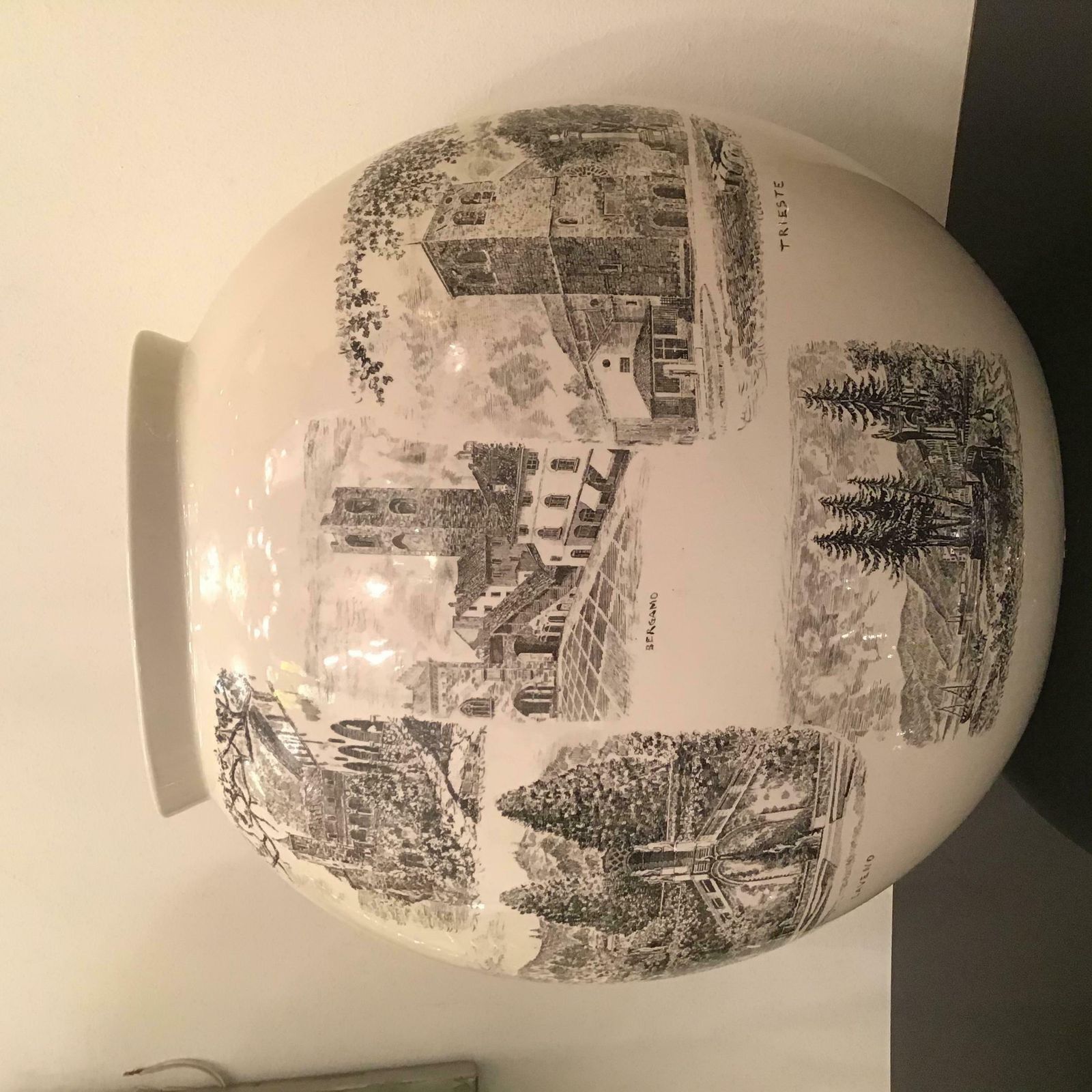 photo furniture Lavenia Guido Andlovitz Vase, 1930, Italy