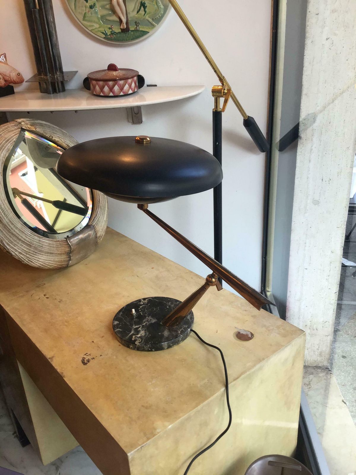 photo furniture Lumi Oscar Torlasco Table Lamp Marbre Brass Metal Adjustable 1940 Italy