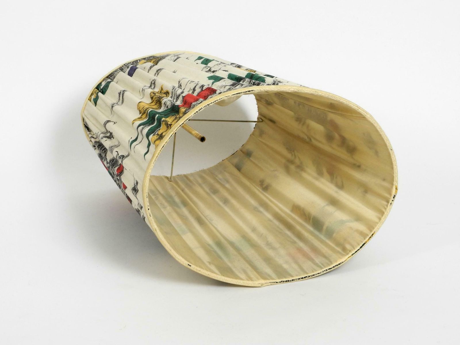 photo for sale Large Elegant 1960s Kpm Table Lamp In Porcelain And Pleated Silk Lampshade