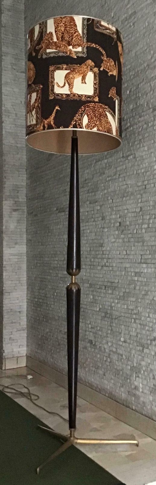 photo furniture Floor Lamp Ico Parisi #Stile# Wood Brass Fabric Lampshade, 1950, Italy