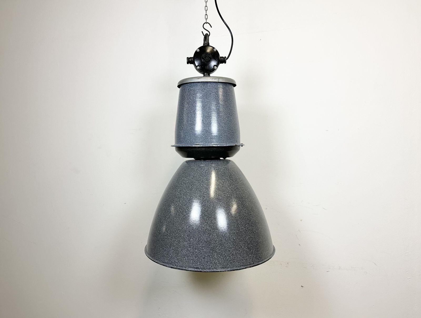 Large Grey Enamel Industrial Factory Lamp From Elektrosvit, 1960s, 49x photo Lighting