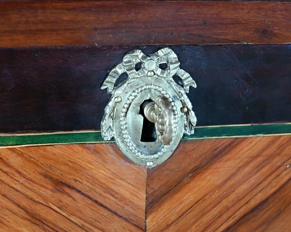 photo vinterior Secretaire In Rosewood, Louis XVI Period   Xviiith